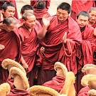 Философские дебаты монахов в монастыре Лабранг