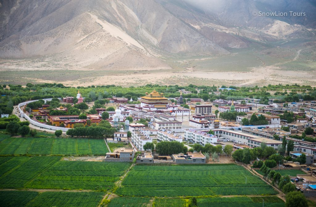 Вид на мандалу монастыря Самье - первого буддийского монастыря в Тибете, туры в Тибет