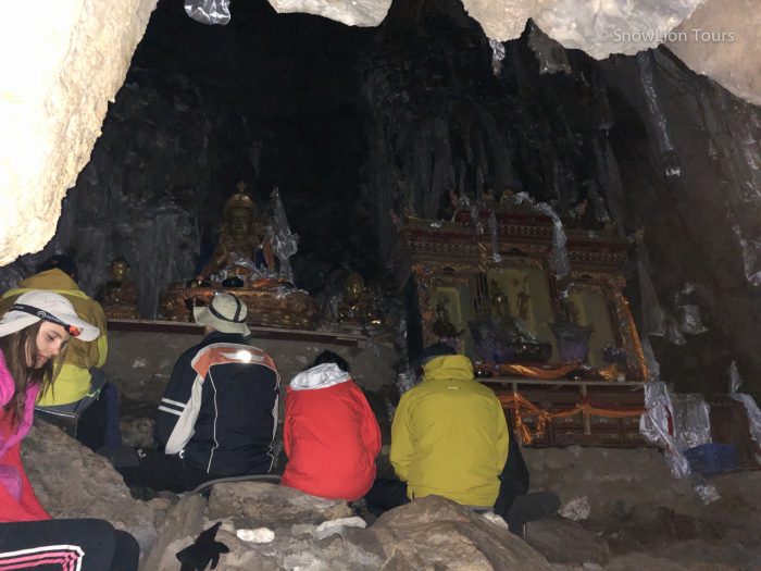 Пещеры Драк Янгдзонг, Drak Yangdzong caves, ретритные пещеры, туры в Лхасу,