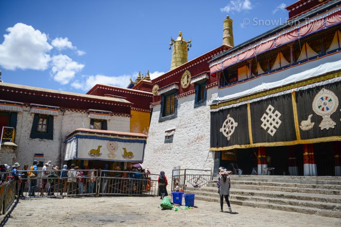 Монастырь Сера, Лхаса, Тибет, групповые туры Кайлас
