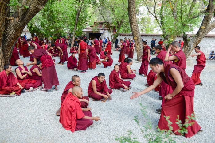 Сера, монастырь Сера, Лхаса, тибетские монахи, гелуг, туры в Тибет