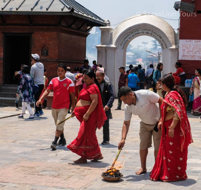 Площадь у храма Парвати, Пашупатинатх, Катманду, Непал