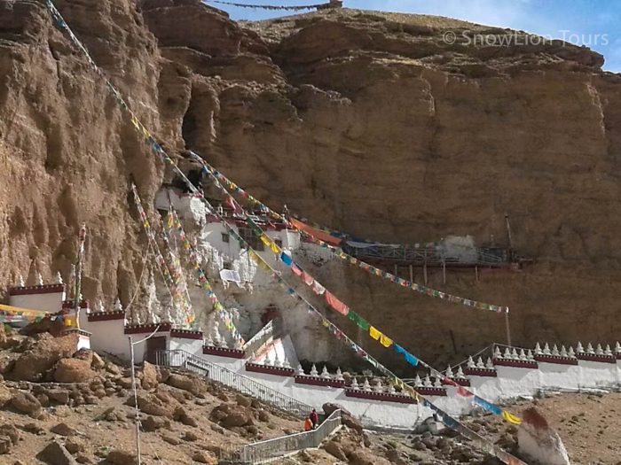 Монастырь Гугурьям, вид на монастырь, долина Гаруды, Шангшунг, тур в Тибет
