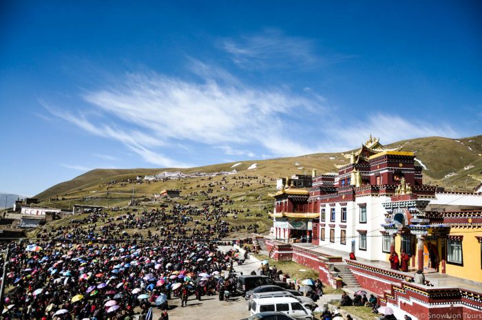 Буддийские учения в монастыре Сершул, Сершул, Кхам, Восточный Тибет, туры в тибет