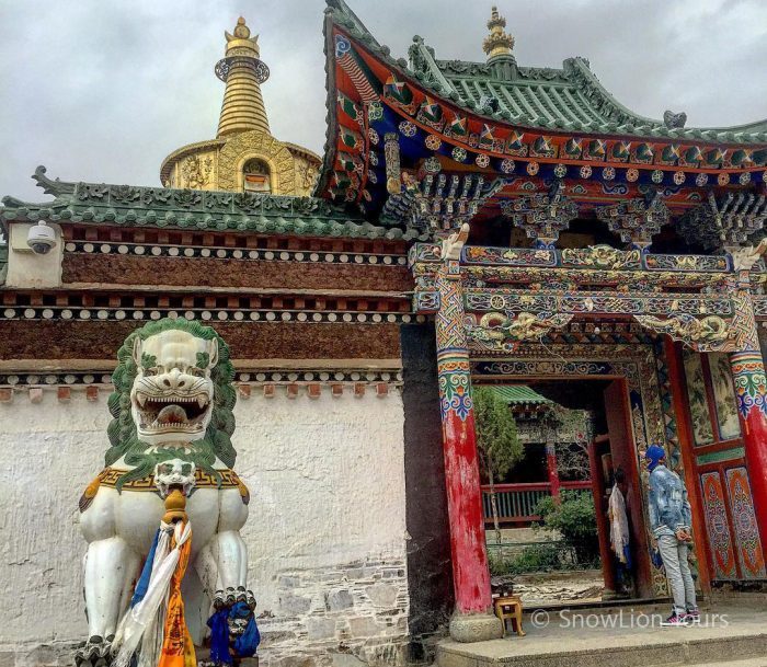 Монастырь Лабранг, ворота, Восточный Тибет, Амдо, Тур в Амдо, ТИбет с русским гидом