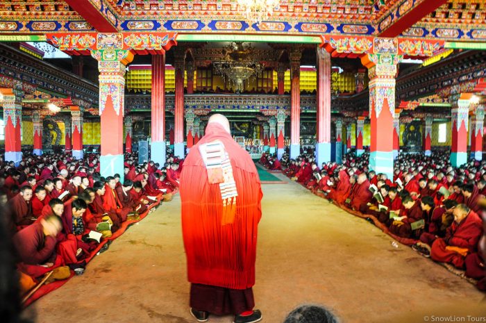 Учебные занятия в монастыре Сершул, Сершул Гомпа, Кхам, Тибет, тибетксий буддизм, монахи, поездка на тибет