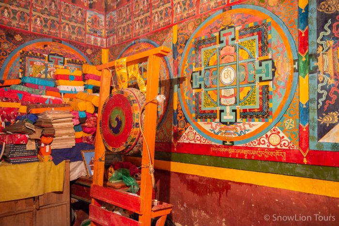 Фрески в храме, Монастырь Шугшеб, Лхаса, тур в Лхасу, нетуристический Тибет, тур в Тибет