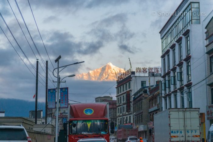 Кирунг, тибето-непальская граница, Тур в Тибет из Непала, Тур к Эвересту, Кайлаш из Непала