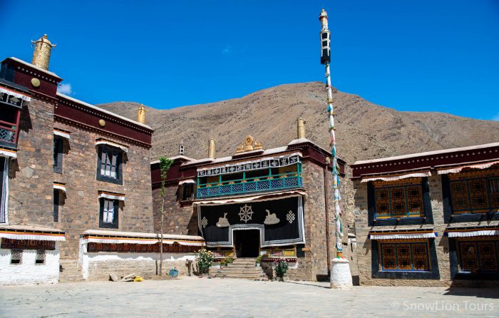 Монастырь Миндролинг, тур в Лхасу, монастыри Лхасы, монастыри Тибета